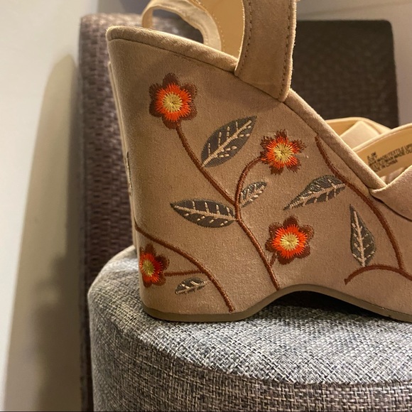 MIA Beige Embroidered Wedge Sandals - Picture 3 of 11